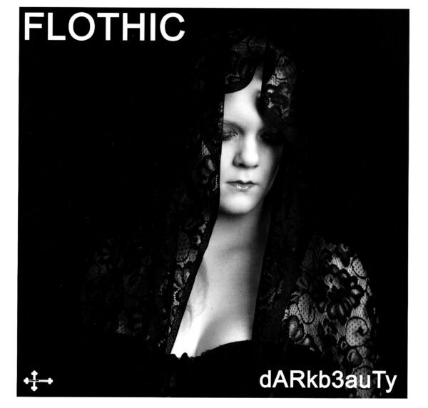 Photobook dARkb3auTy